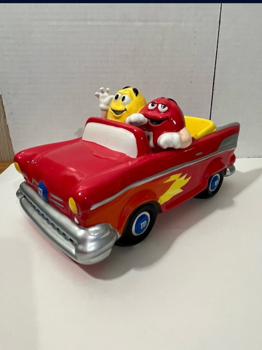 M&M'S Red Convertible Ceramic Car Candy Dish with Red & Yellow Characters
